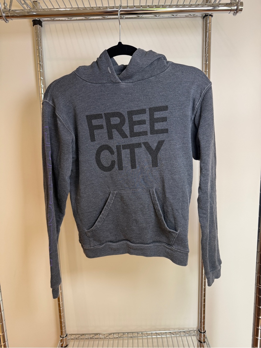 Vintage FREECITY Hoodie • Size 1 • Early 2000s Era